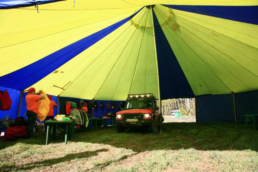 Мега-палатка Век d 6